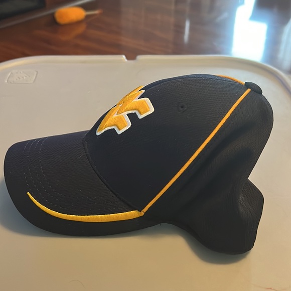 Top of the World WVU hat. West Virginia Mountaineers. Good shape some wear. - Picture 2 of 4